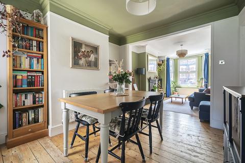 16 Kent Road, Reading, RG30 2EJ