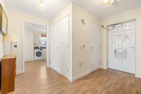 2 bedroom apartment for sale, Johnstone Close, Berkshire RG12