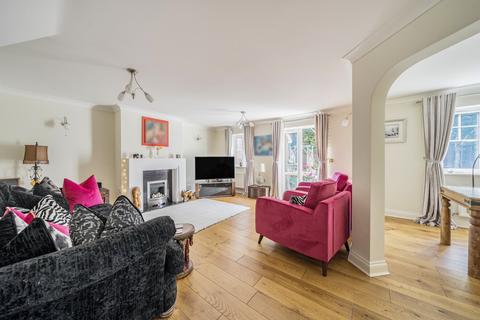 4 bedroom detached house for sale, Inhams Road, Holybourne, Alton, Hampshire, GU34