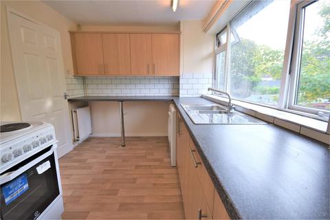 57 Middlefield, Farnham, GU9 8QA