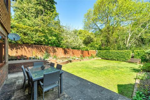 4 bedroom semi-detached house for sale, Crofts Close, Chiddingfold, Godalming, Surrey, GU8