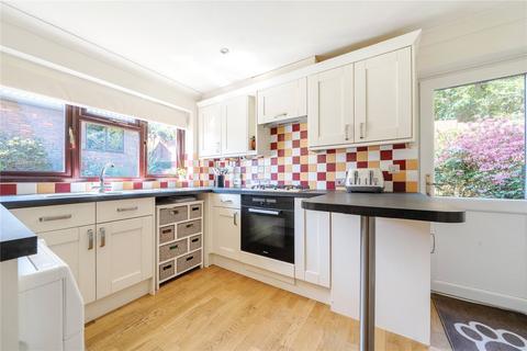 4 bedroom semi-detached house for sale, Crofts Close, Chiddingfold, Godalming, Surrey, GU8
