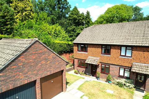 4 bedroom semi-detached house for sale, Crofts Close, Chiddingfold, Godalming, Surrey, GU8