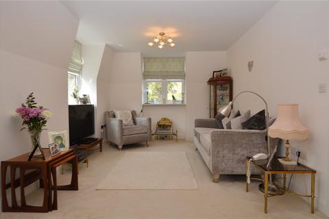 2 bedroom retirement property for sale, Ockford Road, Godalming, Surrey, GU7
