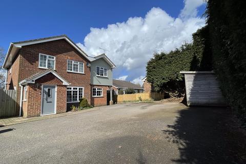 25, Glen Court Glen Close, Hindhead, GU26 6QT