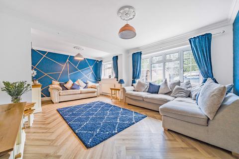 25, Glen Court Glen Close, Hindhead, GU26 6QT