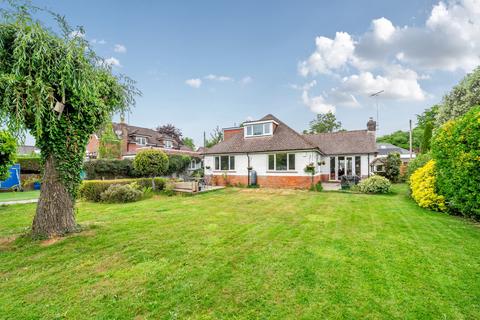 Wren Cottage High Pitfold Road, Hindhead, GU26 6BN