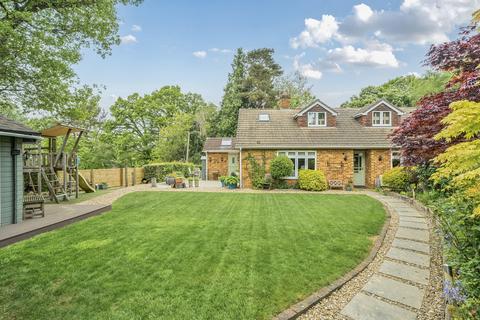 Bellavista Arford Common, Headley, Bordon, GU35 8DQ