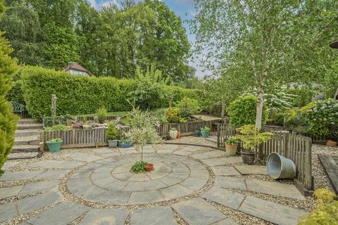 Bellavista Arford Common, Headley, Bordon, GU35 8DQ