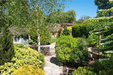 Bellavista Arford Common, Headley, Bordon, GU35 8DQ