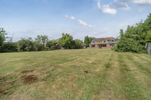90 Liphook Road, Lindford, Bordon, GU35 0PG