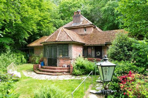 4 bedroom detached house for sale, Gentles Lane, Headley, Hampshire, GU35
