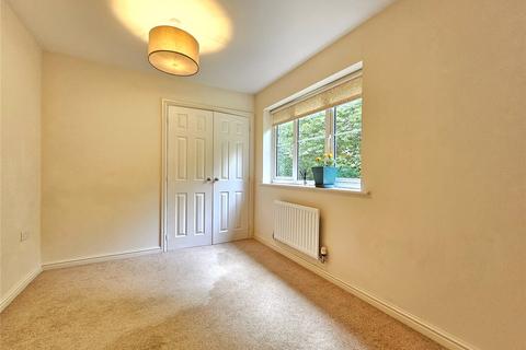 28 Meadowlands Drive, Haslemere, GU27 2FD