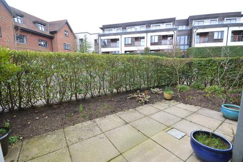 2 bedroom apartment for sale, Wispers Lane, Haslemere, Surrey, GU27