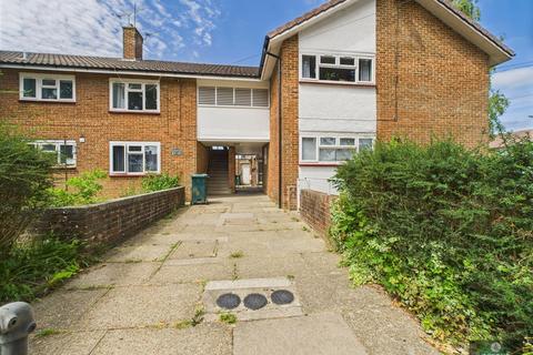 2 bedroom maisonette for sale, Canterbury Road, Crawley RH10