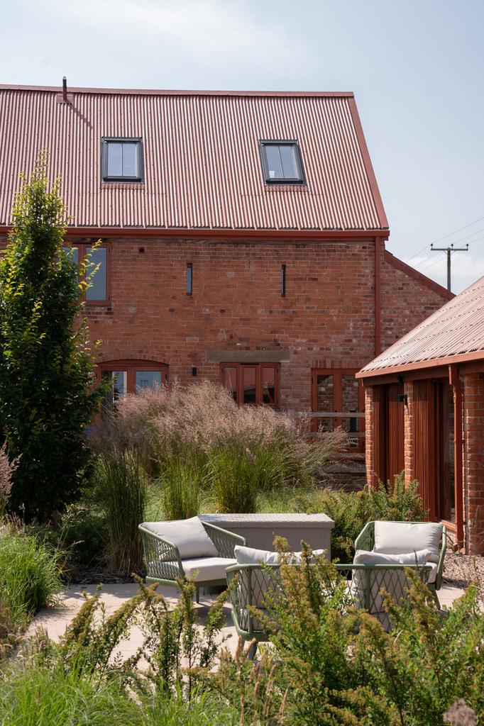 293333 -  A745845.jpg