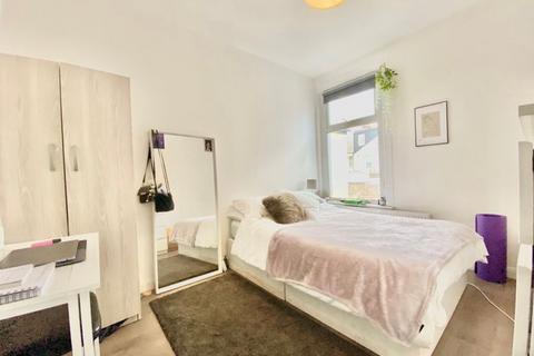 undefined, London SW17