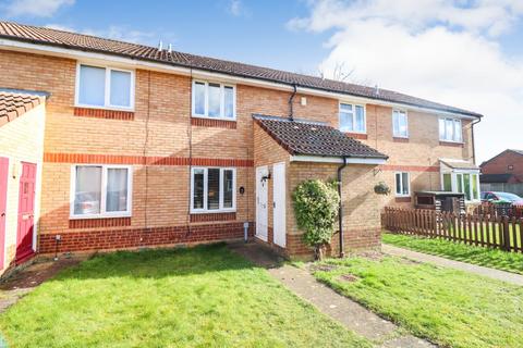 2 bedroom terraced house to rent, Heather Gardens, Bedford