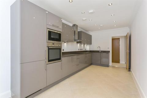 undefined, Ascot Corner, Ascot