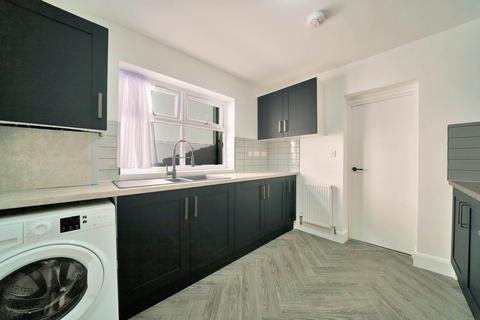 3 bedroom terraced house for sale, Frinton Road, East Ham, E6