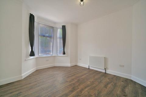 3 bedroom terraced house for sale, Frinton Road, East Ham, E6