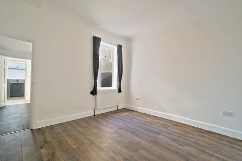 3 bedroom terraced house for sale, Frinton Road, East Ham, E6