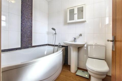 2a Lutterworth Drive, Adwick Le Street, Doncaster, DN6 7BX