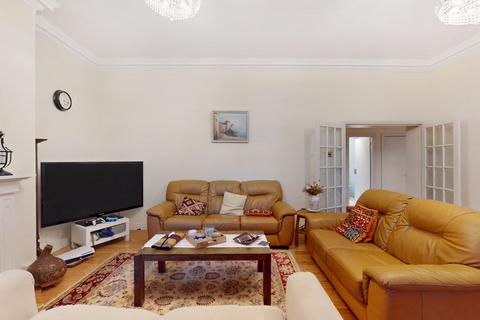 3 bedroom flat for sale, Hanover Gate Mansions, Park Road, London, NW1