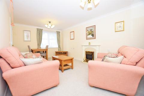 undefined, High Street, Rainham