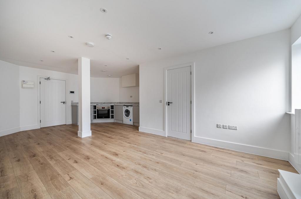 1418917-8-69970f5...