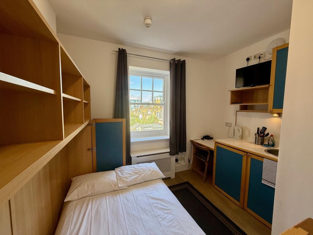 Studio For Rent in Fulham