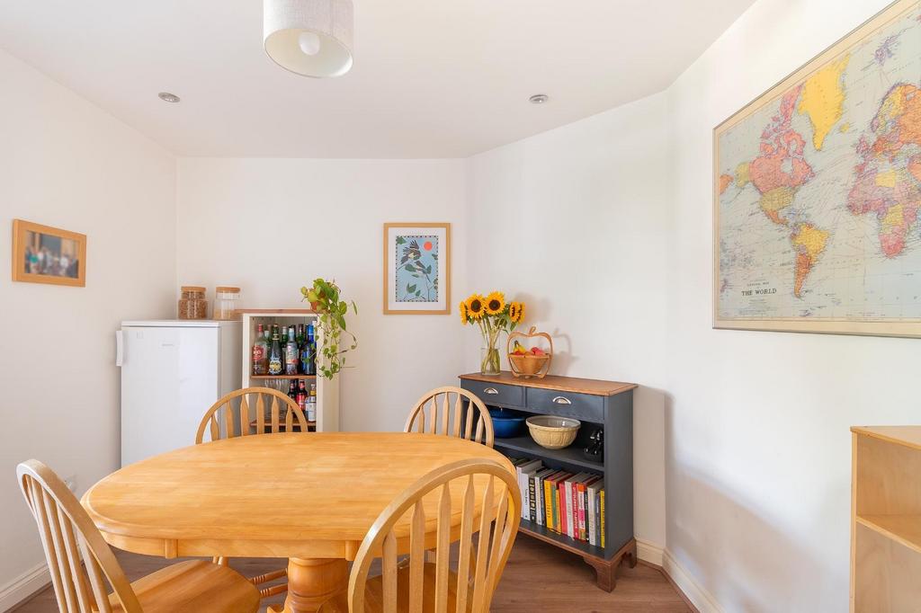 0 S4 RAV - Dining Room D.jpg