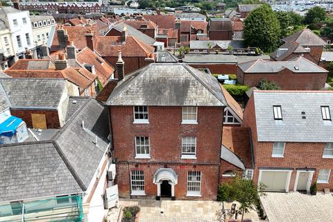 undefined, High Street, Lymington, Hampshire, SO41