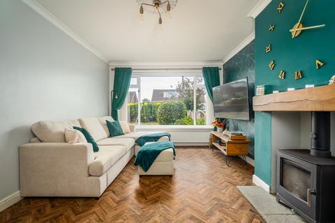 3 bedroom semi-detached house for sale, Kingsdale Gardens, Drighlington