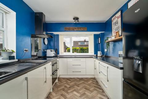 3 bedroom semi-detached house for sale, Kingsdale Gardens, Drighlington