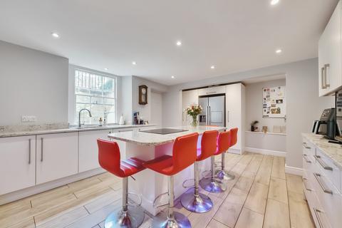 10 Beaufort West, Bath, BA1 6QB