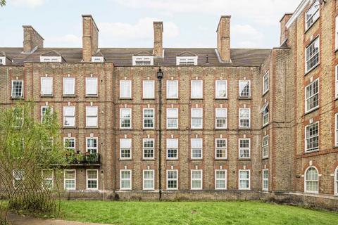 George Row, London SE16