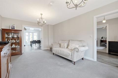 5 bedroom detached house for sale, Oaklands Close, Dunmow, Essex, CM6