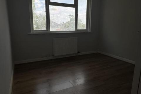 2 bedroom maisonette to rent, London, HA7