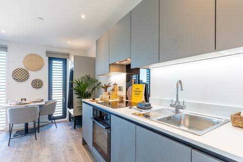 Studio to rent, Flat 426, Pall Mall Press, 34 Pall Mall