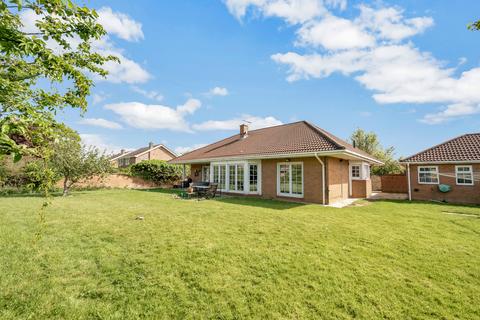 43 Colster Way, Colsterworth, Grantham, NG33 5JT
