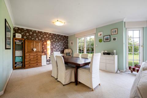 43 Colster Way, Colsterworth, Grantham, NG33 5JT