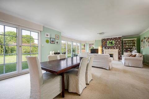 43 Colster Way, Colsterworth, Grantham, NG33 5JT