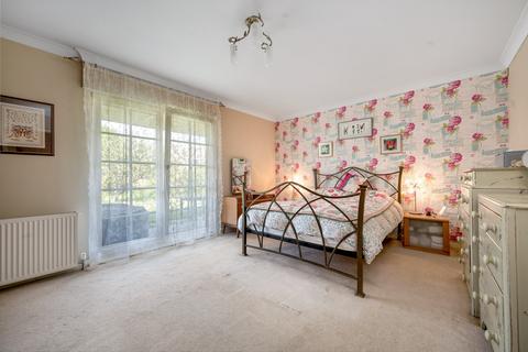 43 Colster Way, Colsterworth, Grantham, NG33 5JT