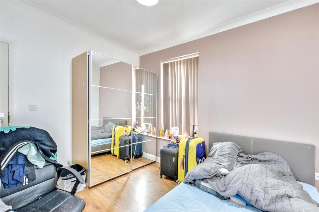 Bedroom 2 2.jpeg