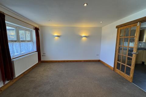 3 bedroom terraced house to rent, Bosorne Street, St. Just TR19