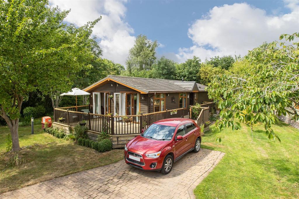 Bulmer Farm Lodges 5 External-1.jpg
