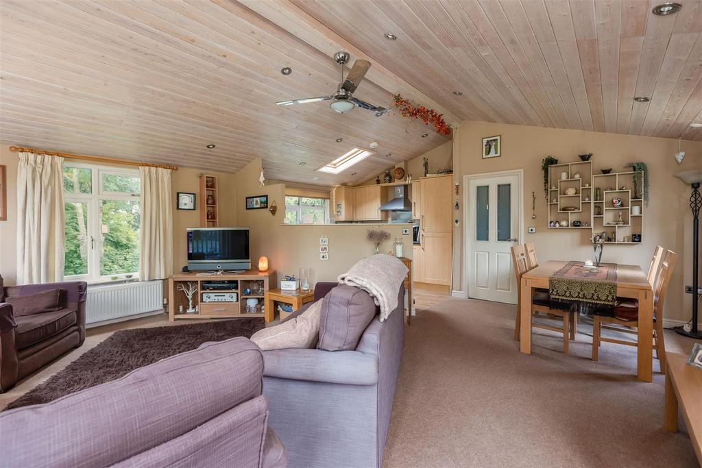 Bulmer Farm Lodges 5 Kitchen Dining Sitting Room-5