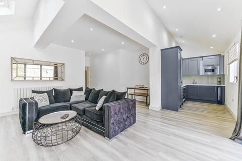 Flat 3, 2 West Hill, South Croydon, CR2 0SA