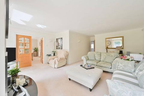 4 Tile Kiln Close, Hemel Hempstead, HP3 8NU